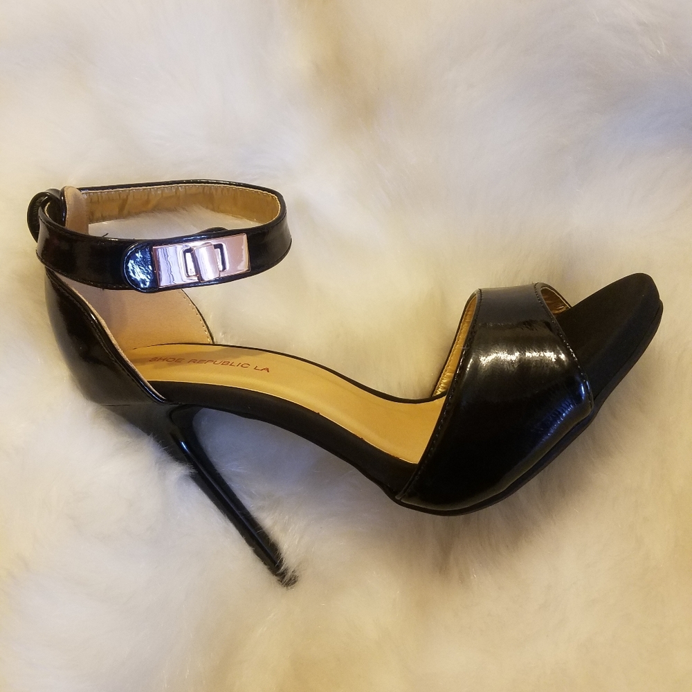 Brand new heels